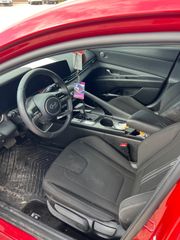 2023 Hyundai Elantra SEL - Interior Front Seat Image